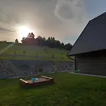 Domki- Limanowa, Z Balia I Sauna Tatil Evi